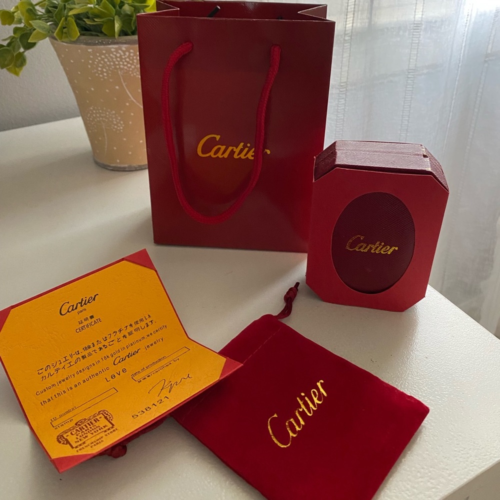 CARTIER NECKLACE